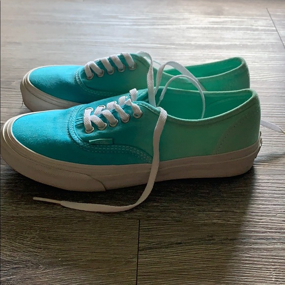 ALMOST NEW Ombré vans - Picture 5 of 10